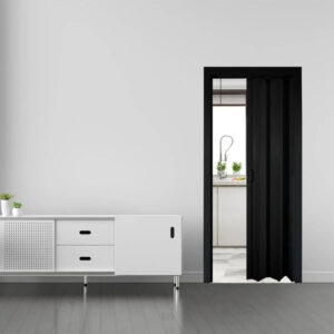 Porta preta sanfonada pvc 80CMX2,10M (24002) (Plasflex)
