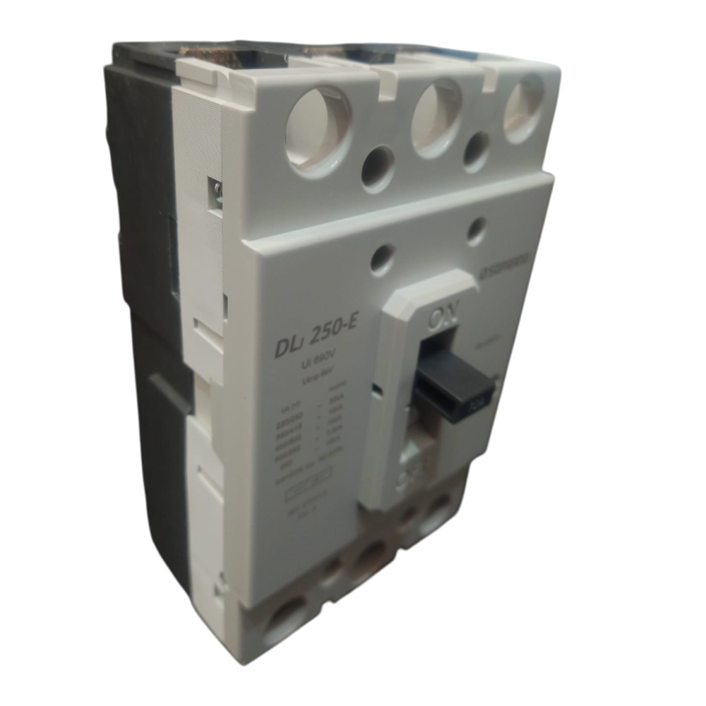 Disjuntor din cx. mold. 3x070a dlj250-e (soprano) Disjuntor din cx. mold. 3x070a dlj250-e (soprano)